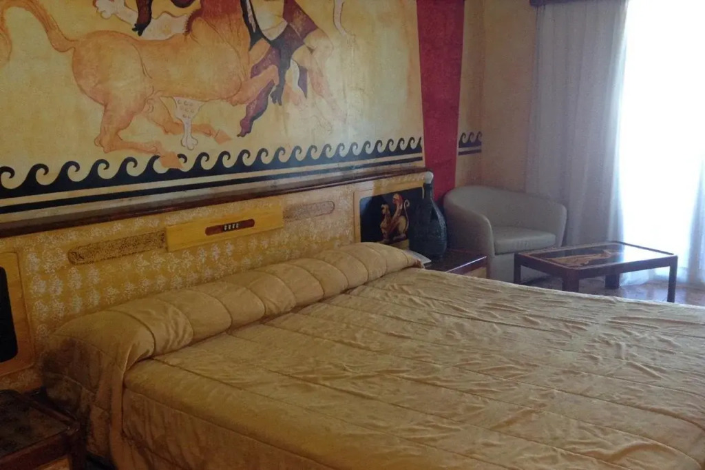 Roman Boutique Hotel