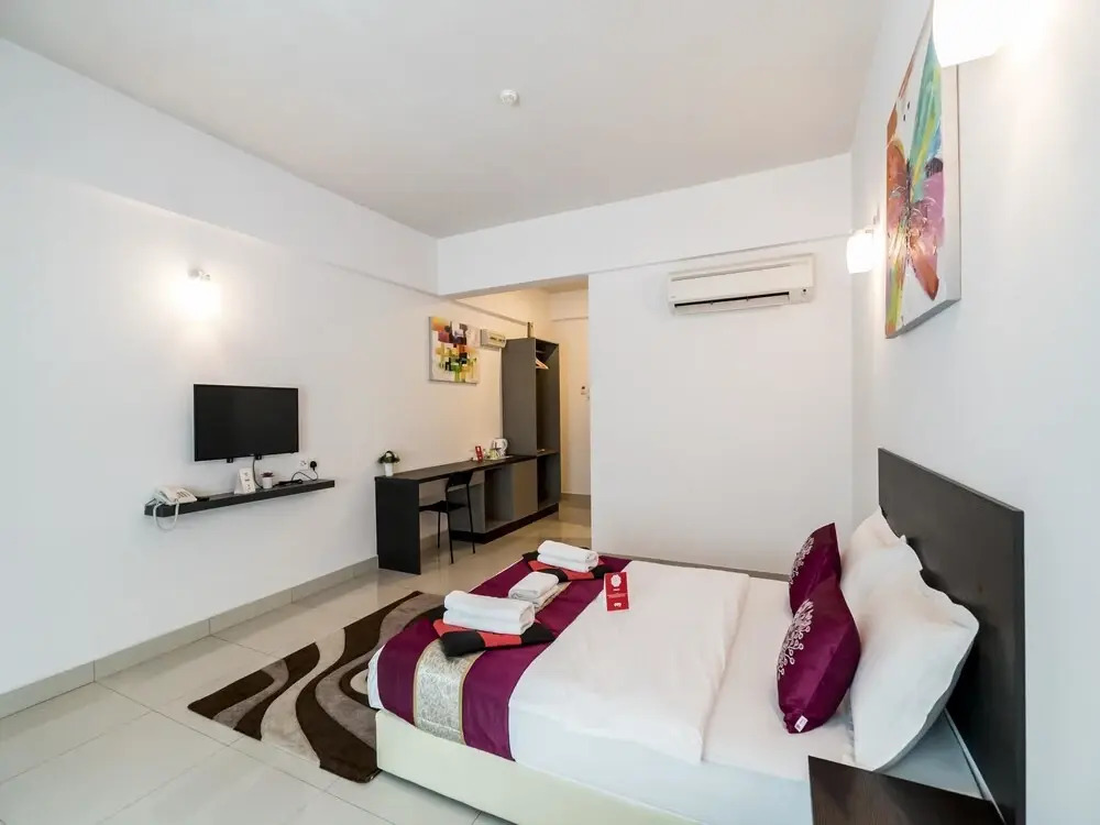 OYO 295 Aster Hotel