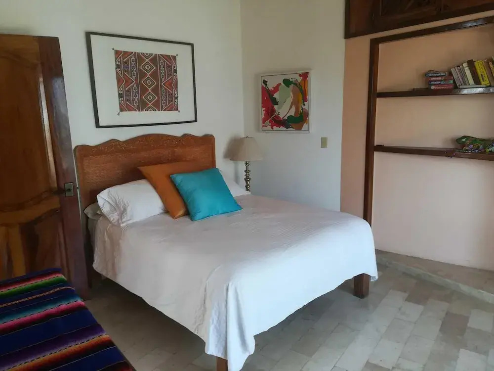 Vista De Bahia 4 Bedrooms 3.5 Bathrooms Villa