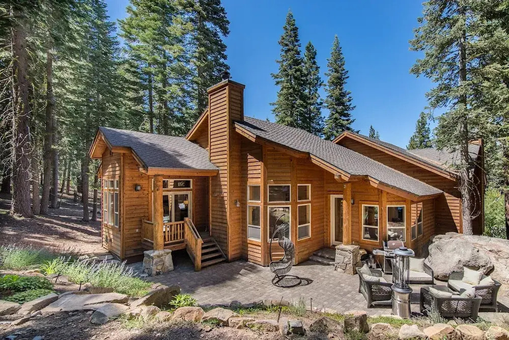 Wooded Luxury at Tahoe Donner by RedAwning