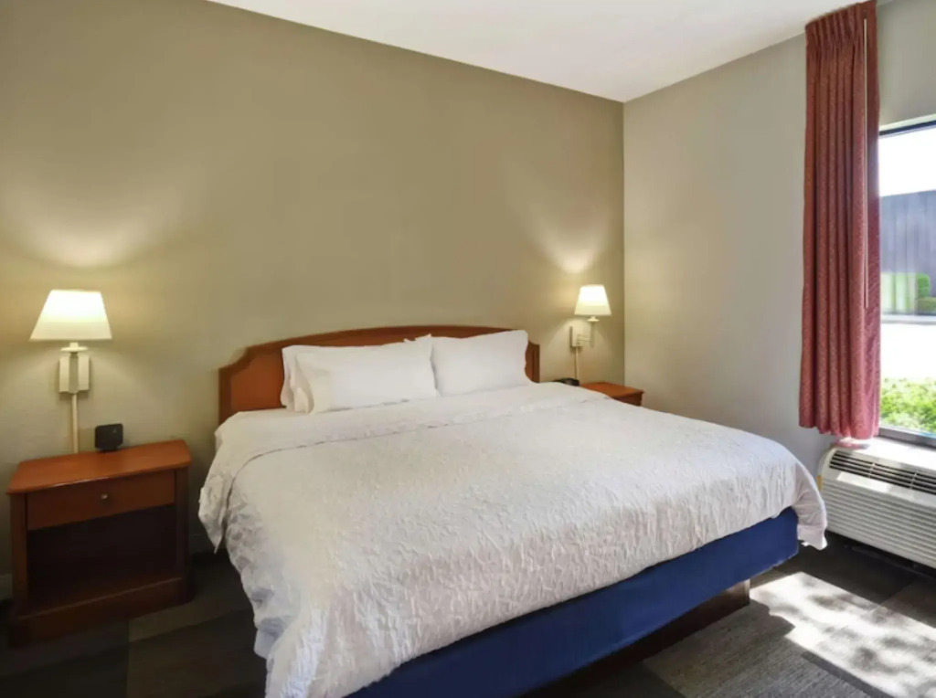Comfort Inn & Suites Mt. Holly - Westampton