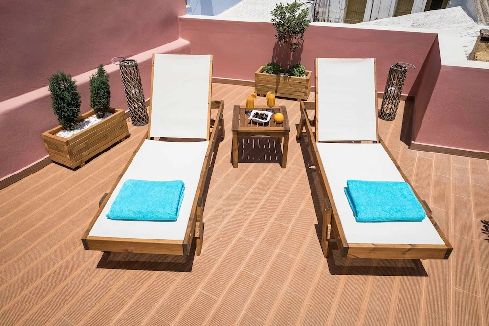 Evlimeni Suites