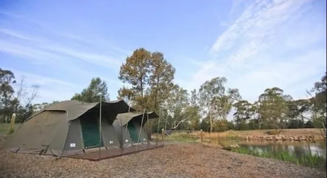 Billabong Camp, Taronga Western Plains Zoo