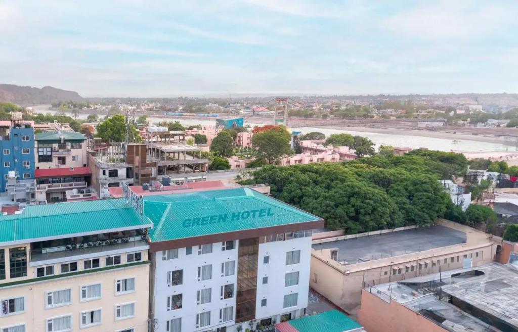 Hotel Green - Behind Parmarth Niketan