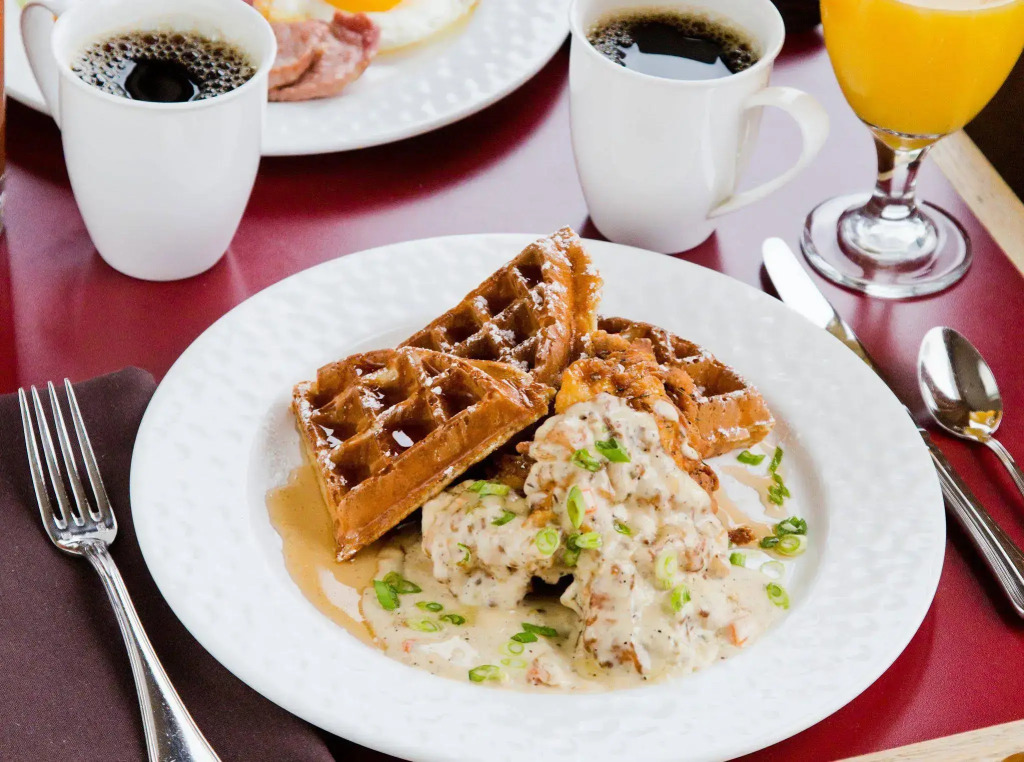 Wild Dunes Resort - Sweetgrass Inn and Boardwalk Inn