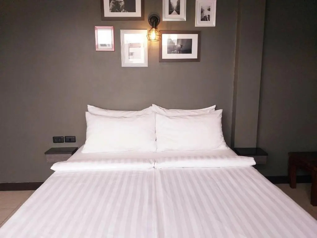 BB House Rambuttri2 บีบี เฮ้าส์ รามบุตรี2