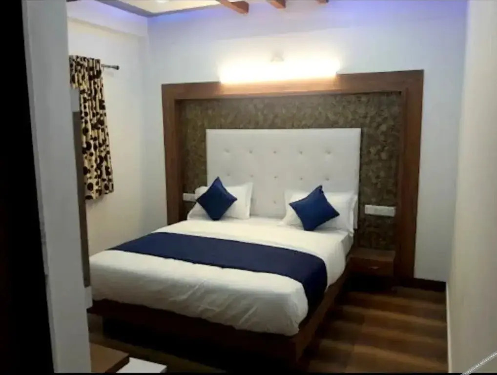 FabHotel Galaxy I - Inside Sai Avenue