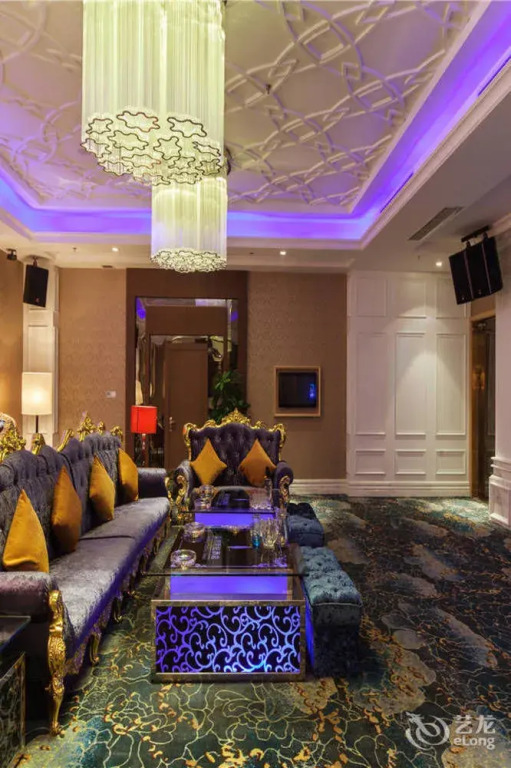 Xinxing Century Hotel