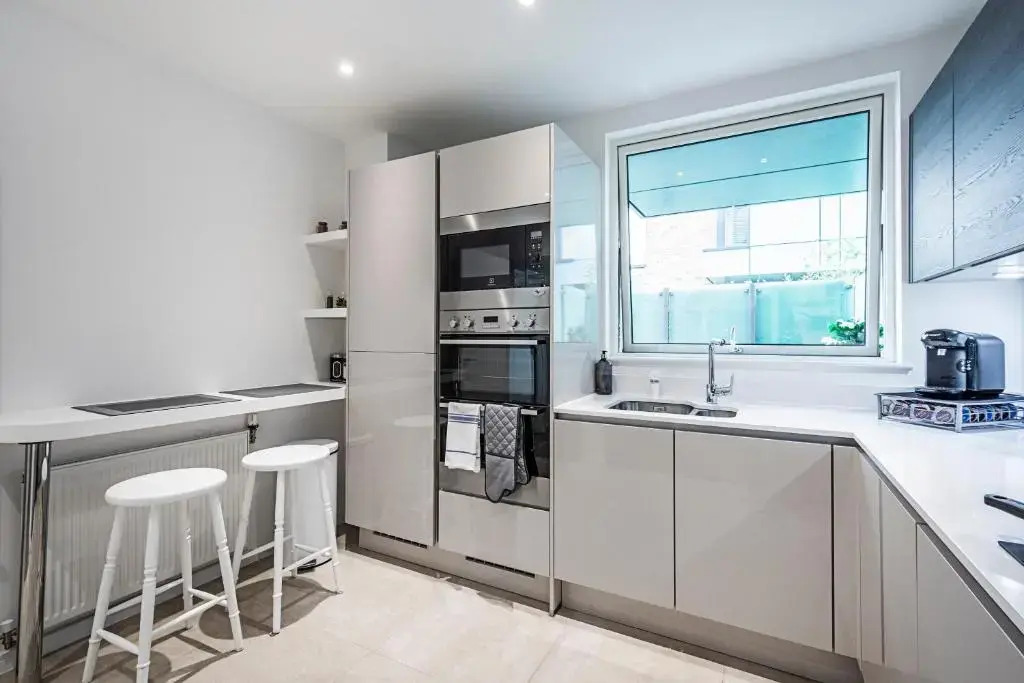 Chiswick Park Apartments London