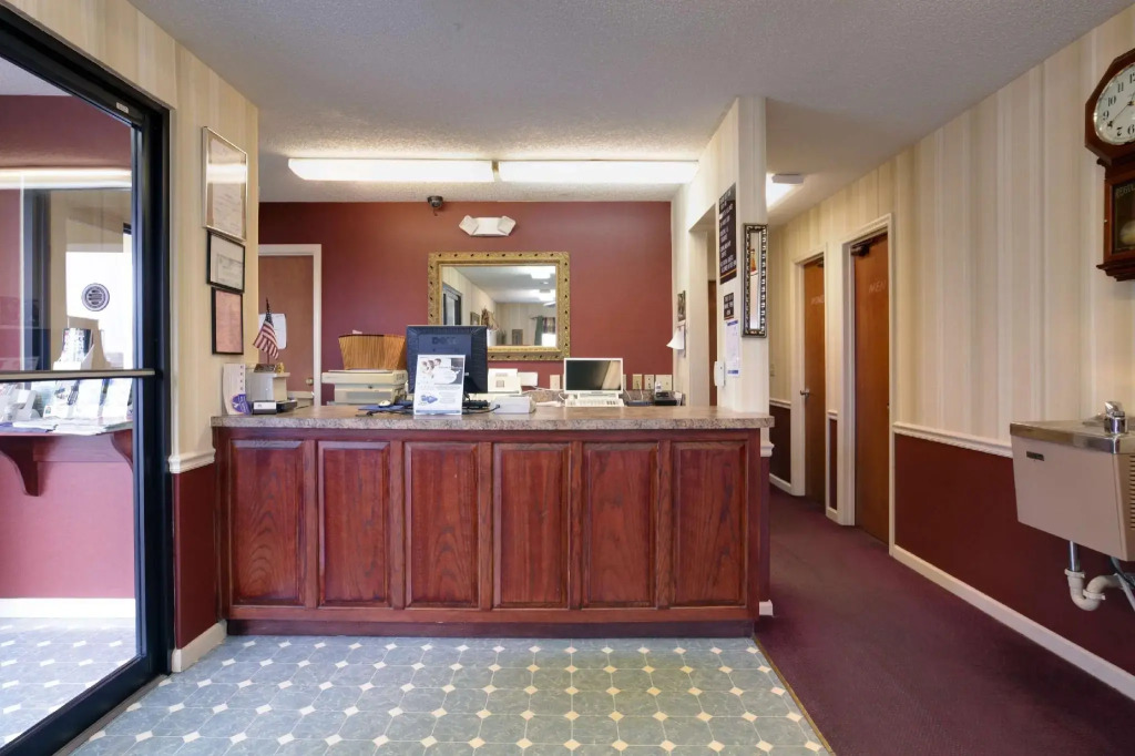 Americas Best Value Inn-Athens