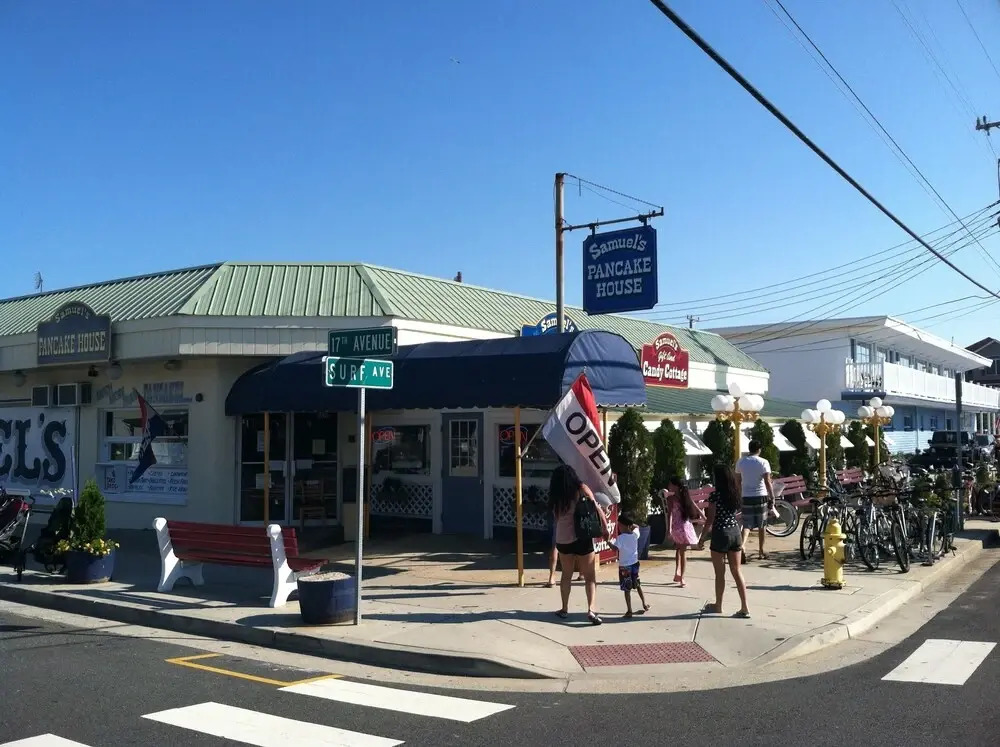 Hemingways By the Sea