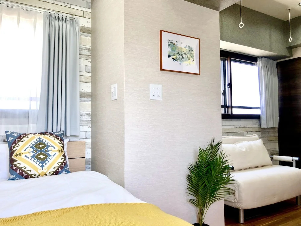A8 Haneda Maison Philippe Omori 801