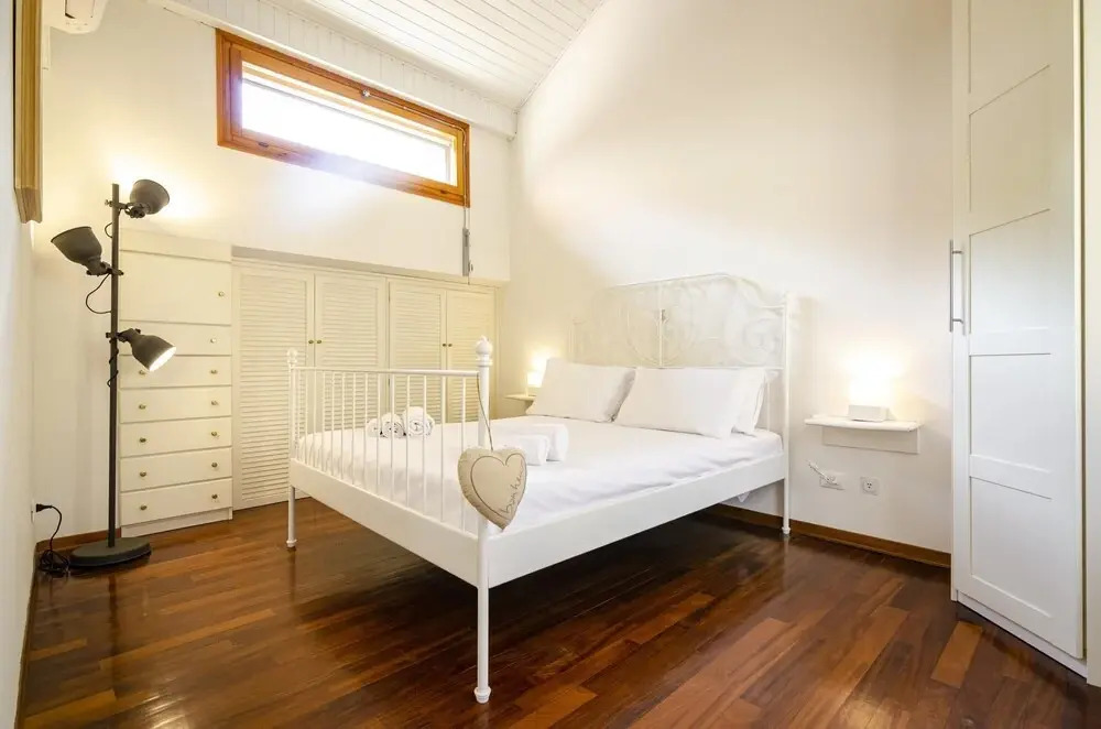 Stylish one Bedroom in the Heart of Bologna