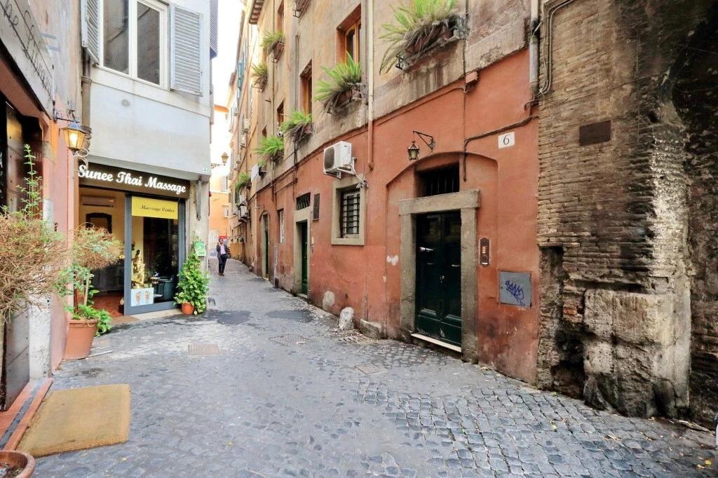 Home at Rome Luxury Navona Guesthouse