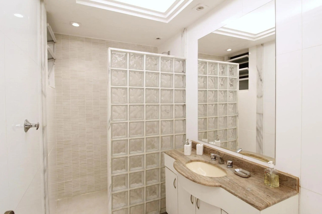 Pineapples A306 - Apartamento 3 qts para 8 pessoas a 100m da praia