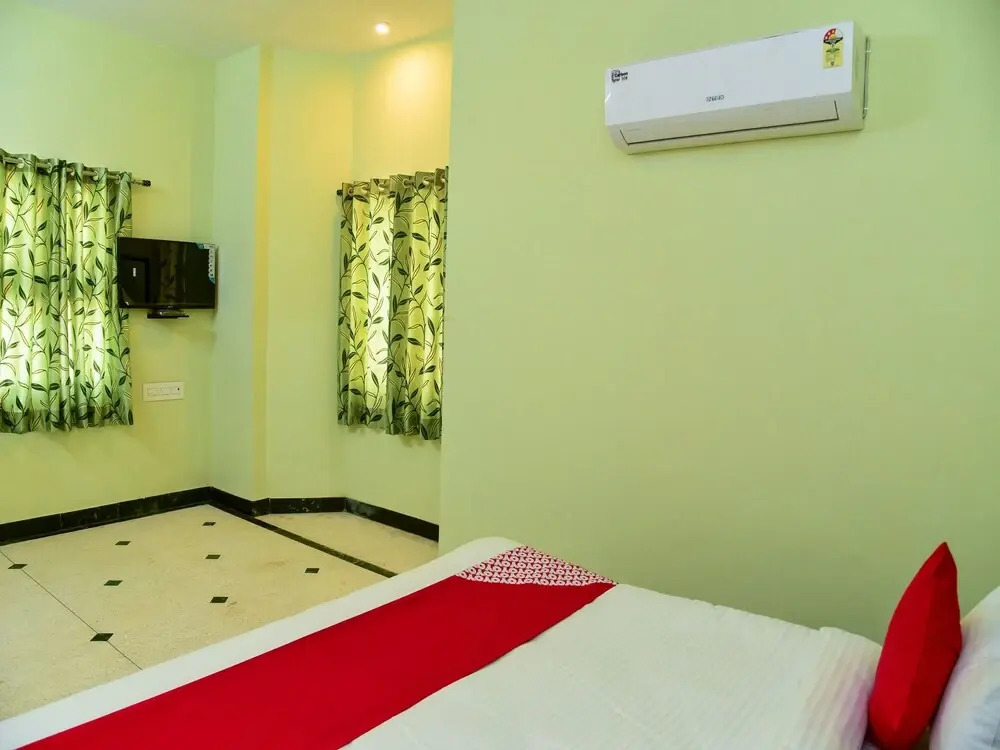 OYO 13274 Home Modern Villa Near Jeevantaara Resort