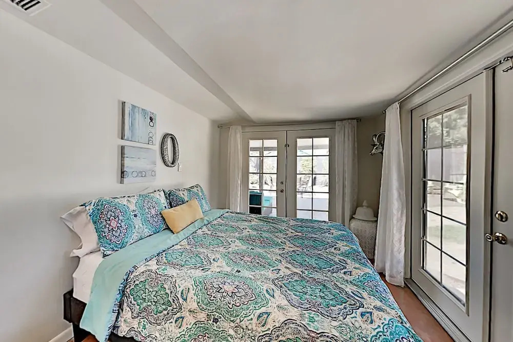 Peaceful Walled Paradise W/ Private Yard & Pool 4 Bedroom Home