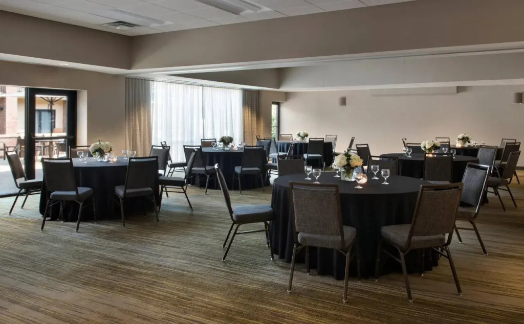 Courtyard by Marriott Boston Norwood/Canton