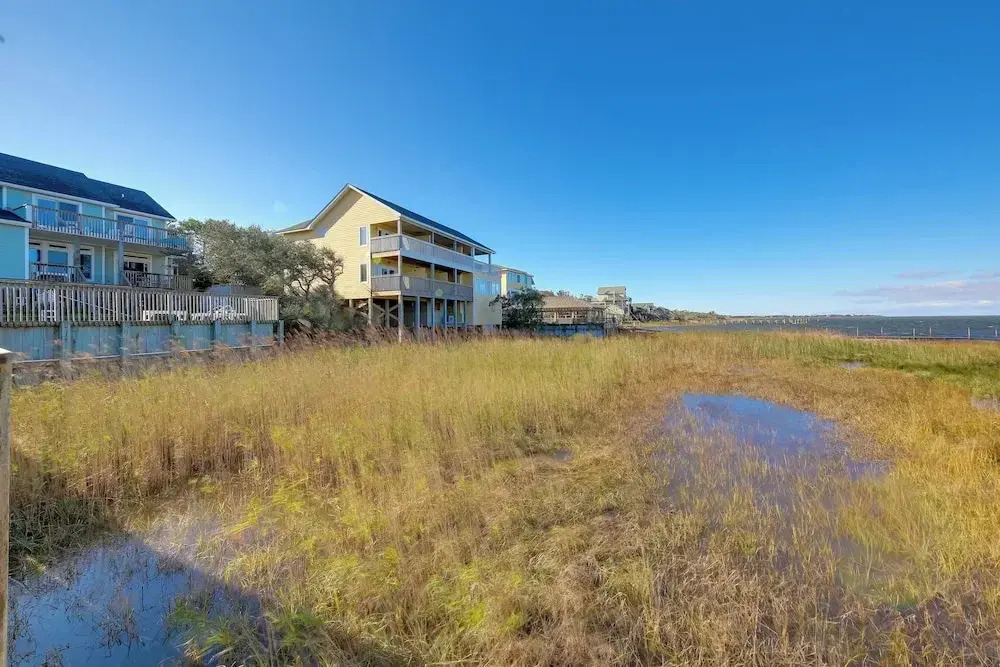 Seaside Cottage w/ Private Pier - 3 Miles to Beach