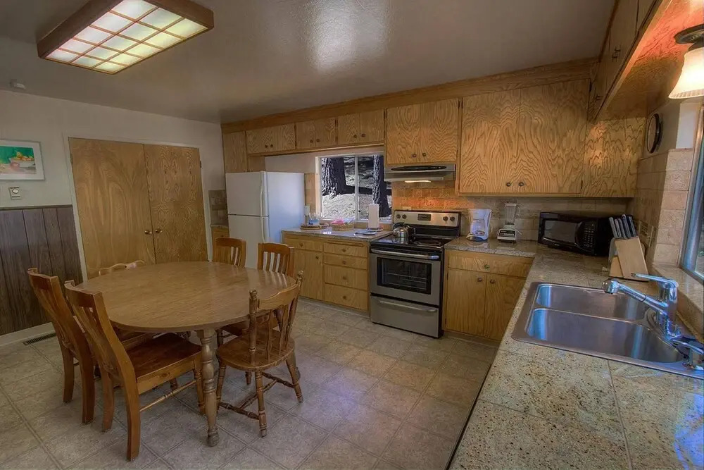 Foothill Folly home