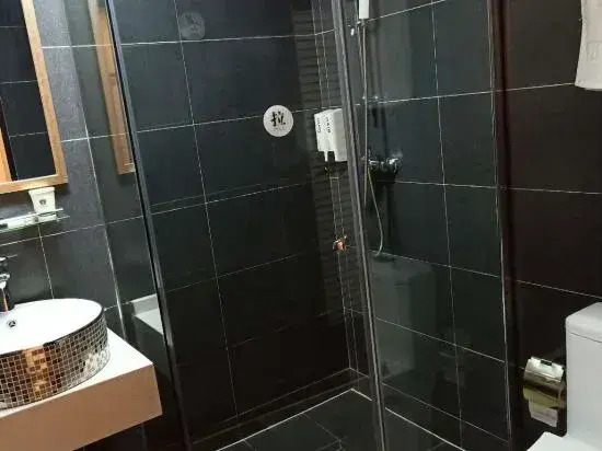 Jitai Hotel (Shanghai Changhai Hospital Branch)