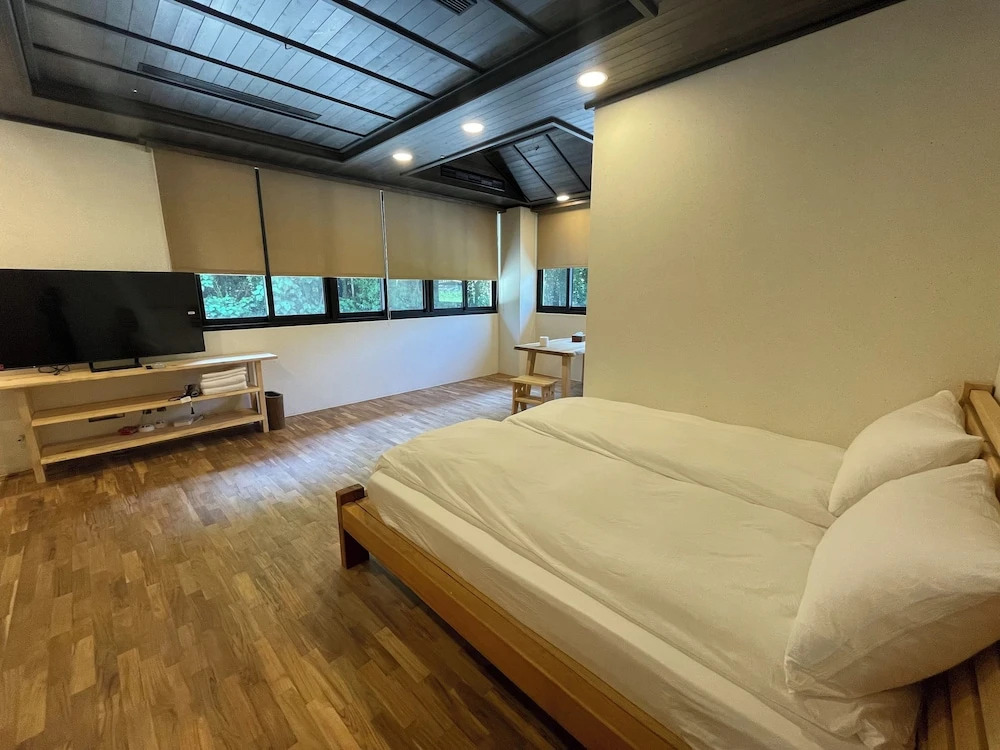 Yi-Ching Winery Guesthouse