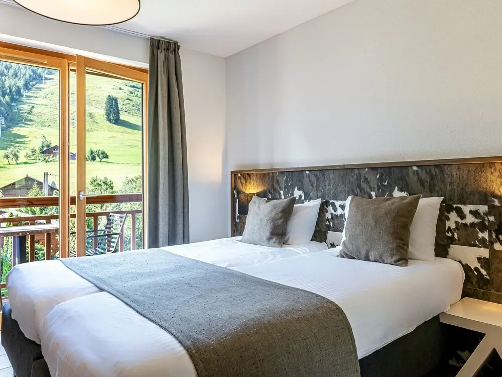 Luxury Apartment on the ski Slope in La Chapelle Dabondance