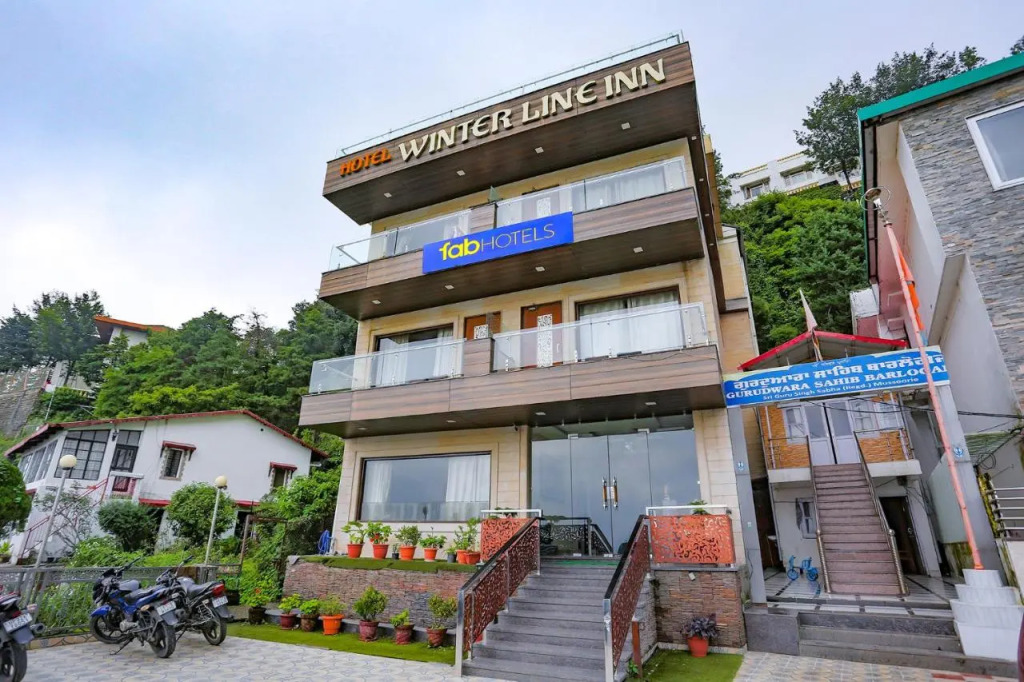 FabHotel Winterline Inn