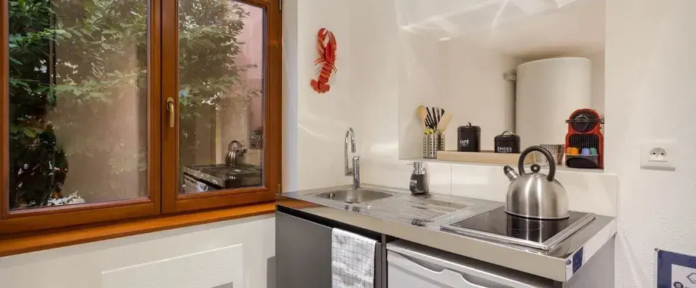 Travel Homes - LArsenal, studios en hyper centre