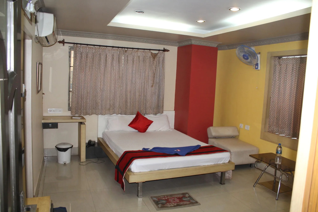 Transit Inn Guest House