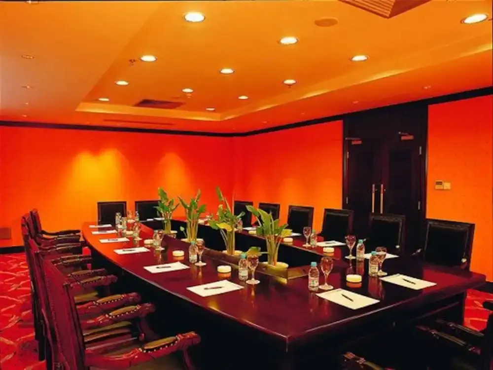 Shanghai Golden Jade Sunshine Hotel