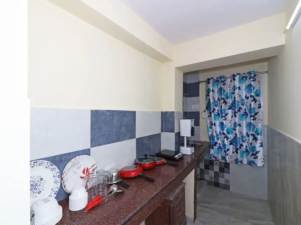 OYO 13520 Home 2BHK Vikas Nagar