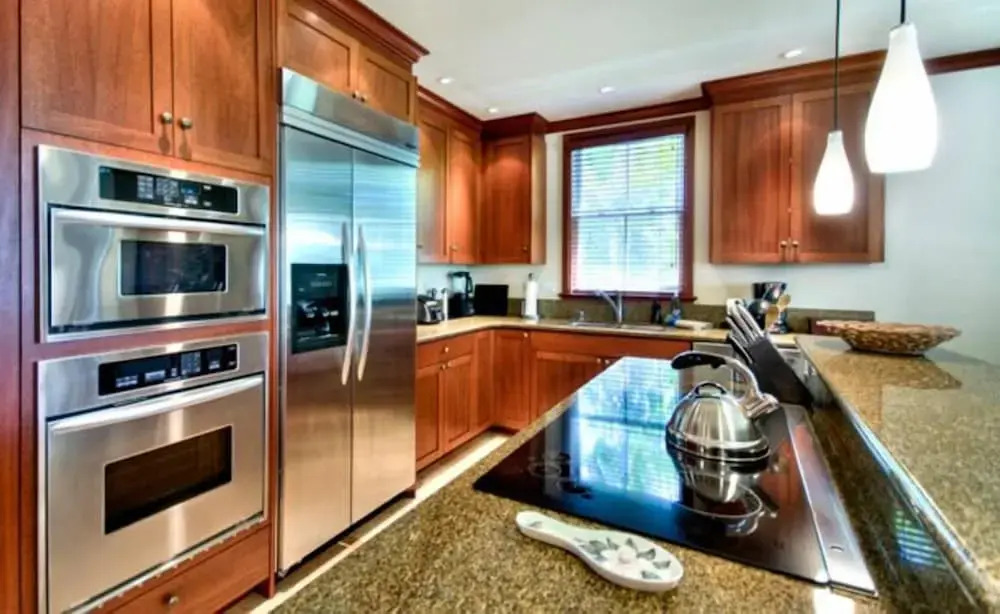 Luxury Beach Front Villa - Kolea