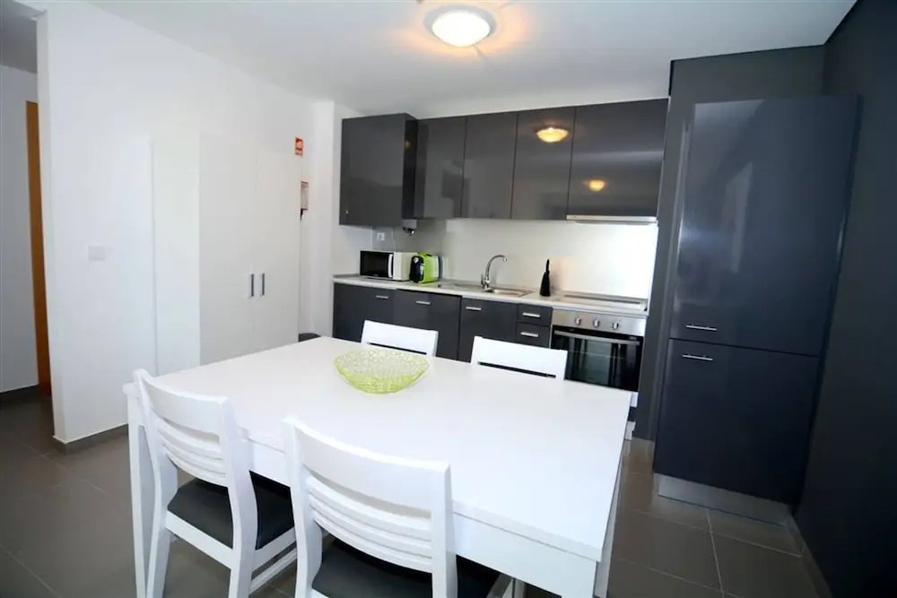 09 in Portim o With 1 Bedrooms and 1 Bathrooms