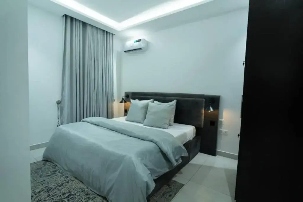 Palm Spring Luxury Apartment