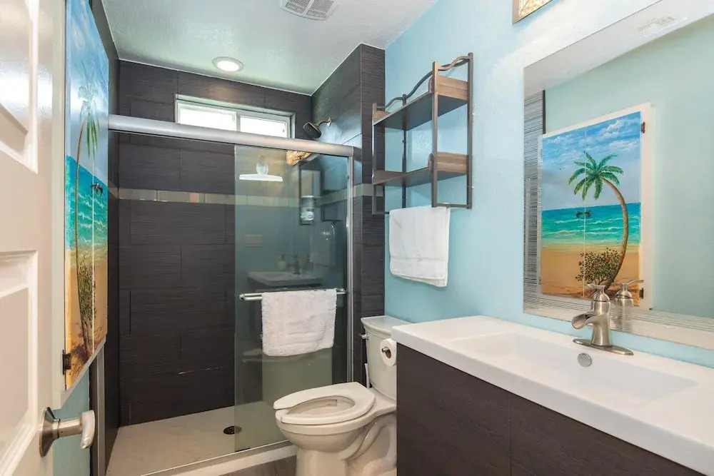 LEDGEROCK POINTE - 3 Br Home