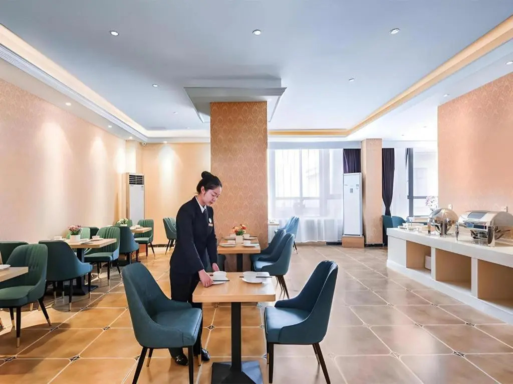 Vienna Hotel Taicang Zhenghe Road