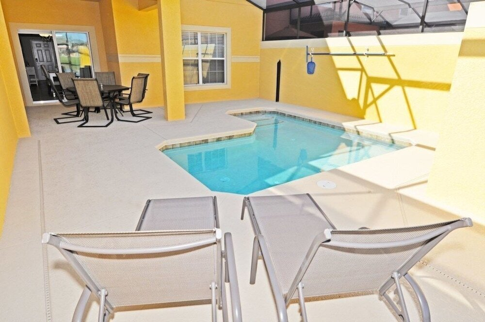 Candy Palm Holiday Home 4063