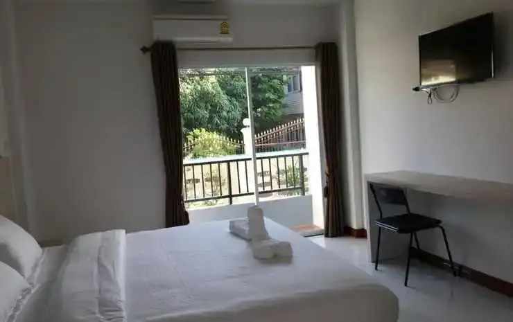 Ruean Kaew Place