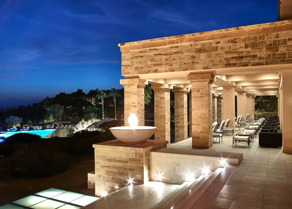 Cape Sounio, a Resort to Live
