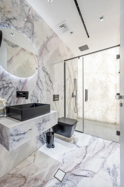 Luxe Dubai Marina 3Flr 4BR w Pool Sauna