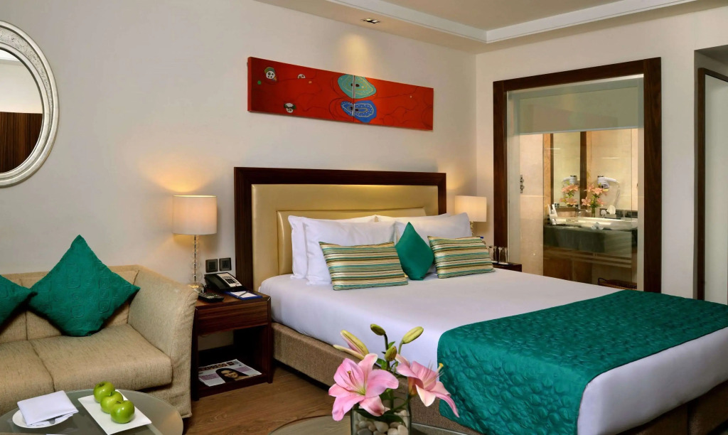 Golden Inn & suits, Lucknow