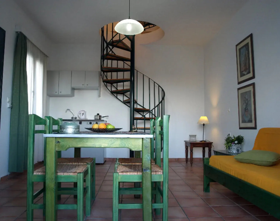Eva Suites & Apartments
