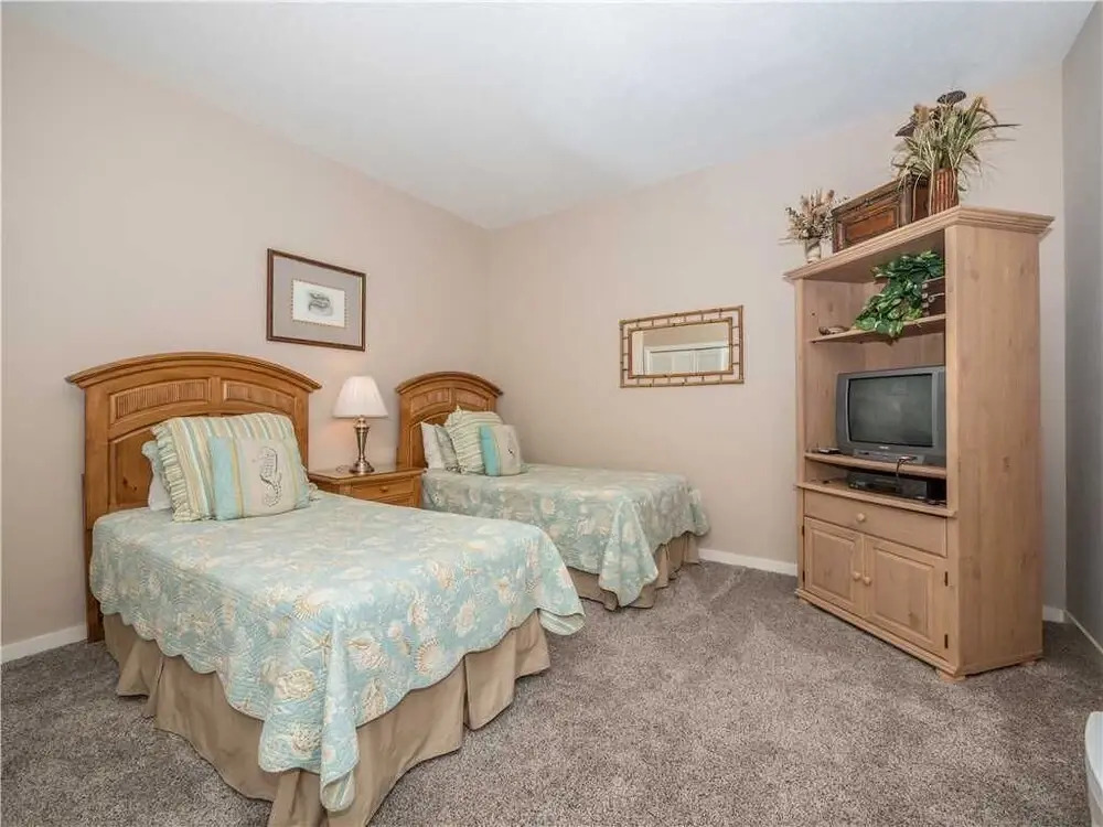 Captains Walk 484 - Two Bedroom Condo