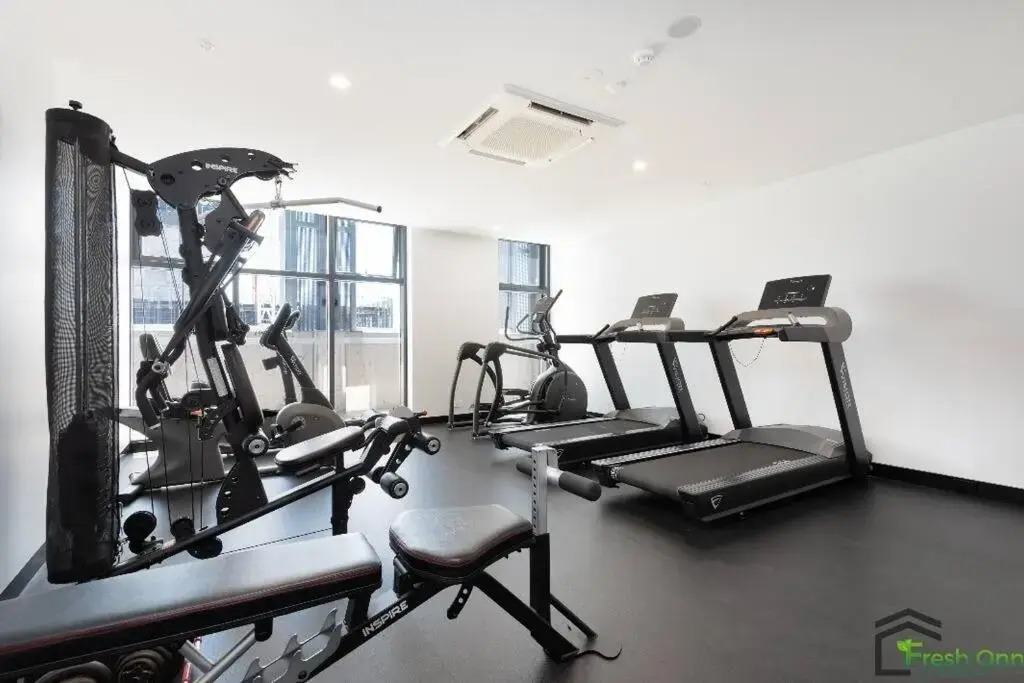 FS104E Stylish 1BR1BA apt in Footscray Pool Gym WIFI