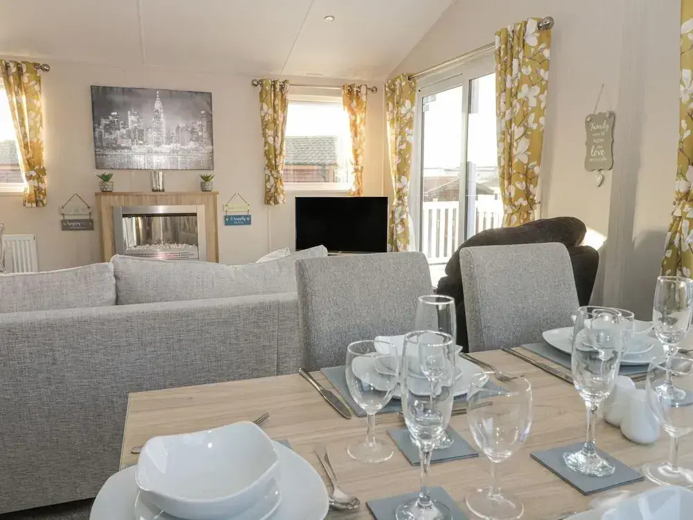 Stylish Lodge set in the Sand le Mere Holiday Park