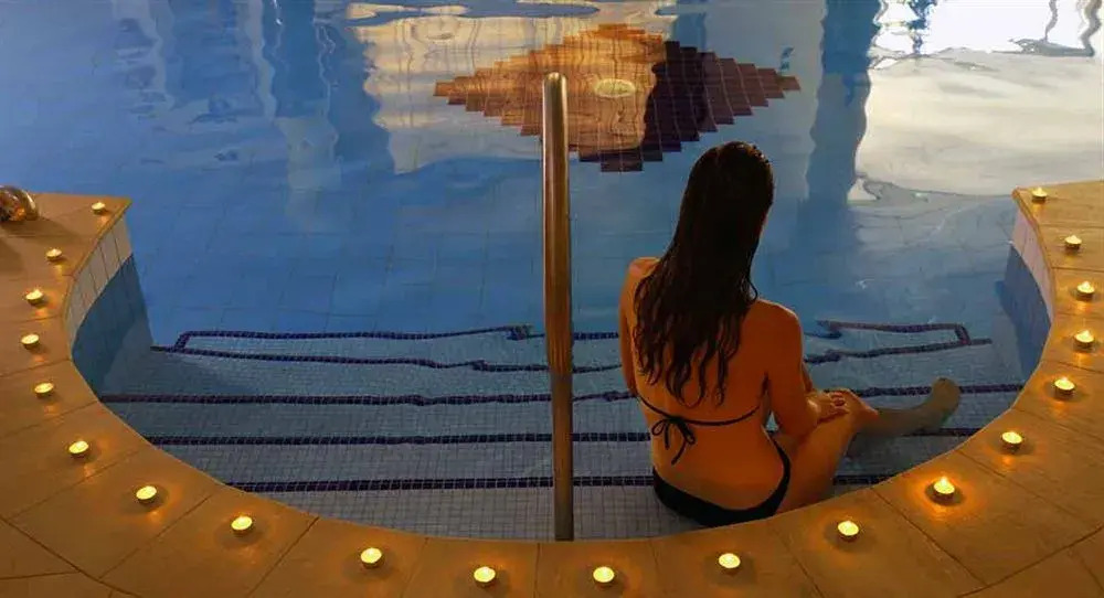 Hotel Nocturnes
