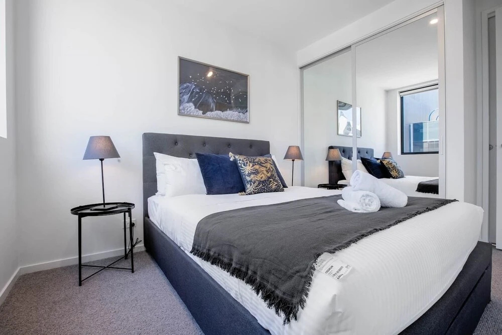 Stunning Bright Apartment At Hawthron/Glenferrie Station