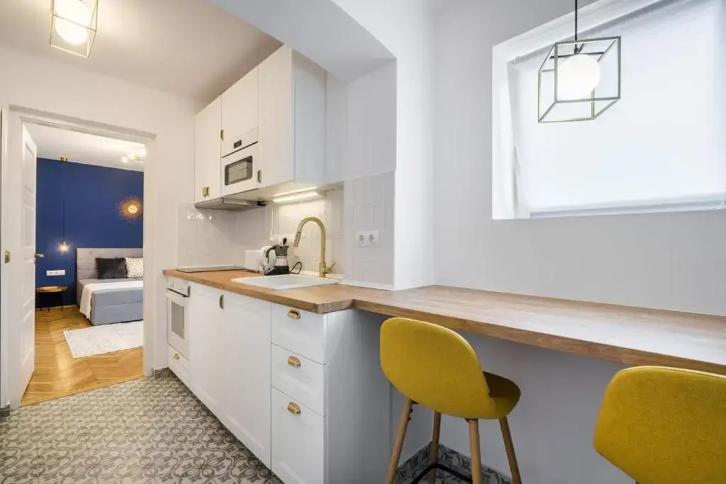 BpR UNIQUE Studio Home with A/C