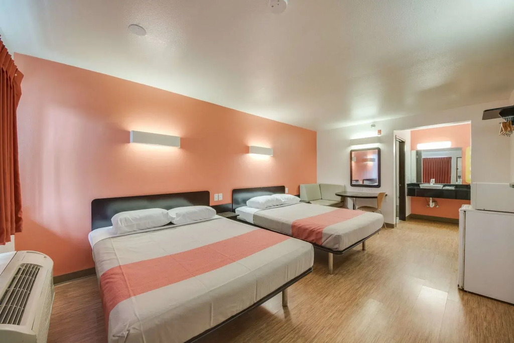 Motel 6-Brownsville, TX North